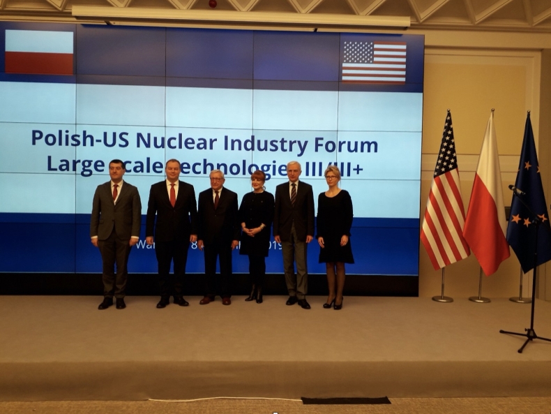 W Warszawie odbyło się Polsko-Amerykańskie Forum Energetyki Jądrowej - GospodarkaMorska.pl