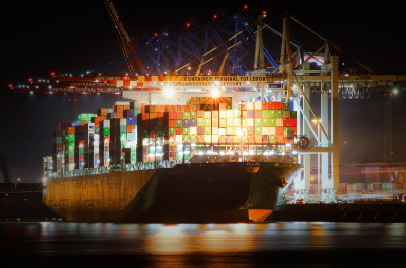 7-procentowy wzrost przeładunków kontenerów w Porcie Hamburg - GospodarkaMorska.pl
