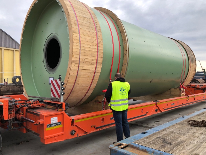 Rzekami, morzem i drogą - Fracht FWO Polska dostarcza młyny przemysłowe z Niemiec do elektrowni w Bełchatowie - GospodarkaMorska.pl