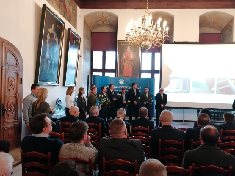 Budowa w Porcie Gdańsk nagrodzona przez Państwową Inspekcje Pracy - GospodarkaMorska.pl