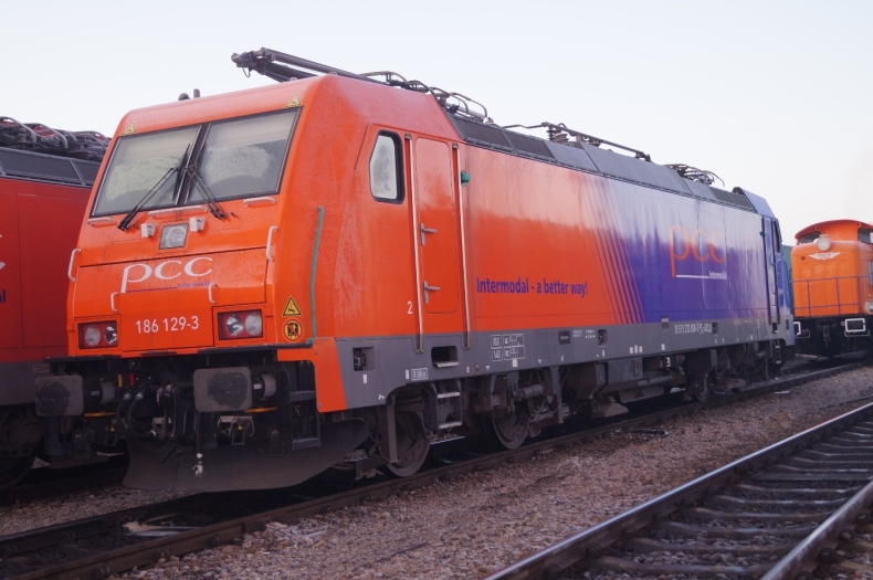 Nowy TRAXX zasilił tabor PCC Intermodal SA - GospodarkaMorska.pl