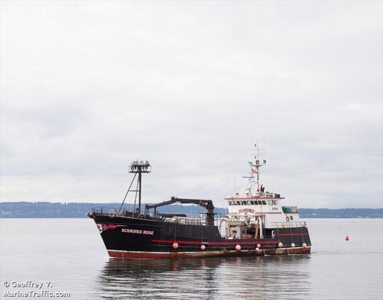 Pięć osób uznano za zmarłe po zatonięciu statku rybackiego na Morzu Beringa - GospodarkaMorska.pl