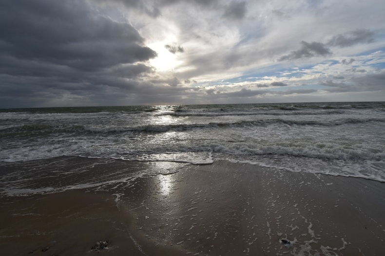 Dwóch marynarzy za burtą na Morzu Norweskim - GospodarkaMorska.pl