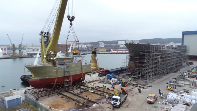Kolejne wodowanie w Karstensen Shipyard Poland. Pełen portfel zamówień na rok 2020 (foto, wideo) - GospodarkaMorska.pl