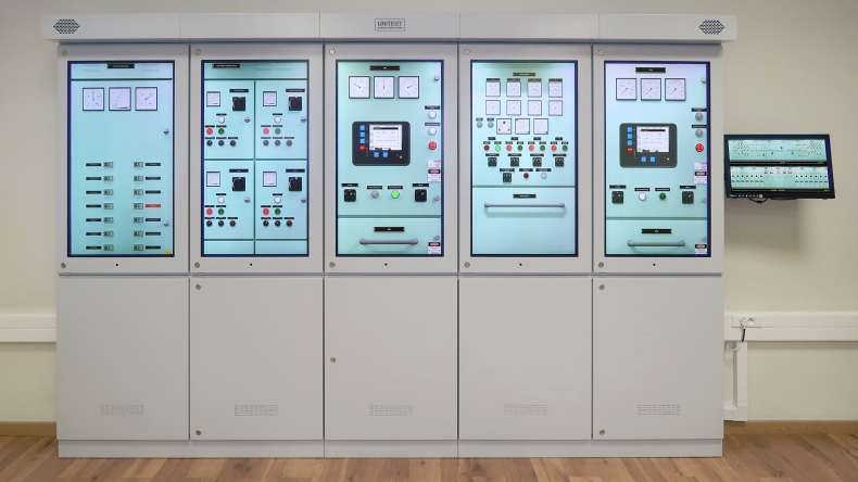 Symulator Unitest w ośrodku szkoleniowym CMA CGM w Marsylii (foto, wideo) - GospodarkaMorska.pl