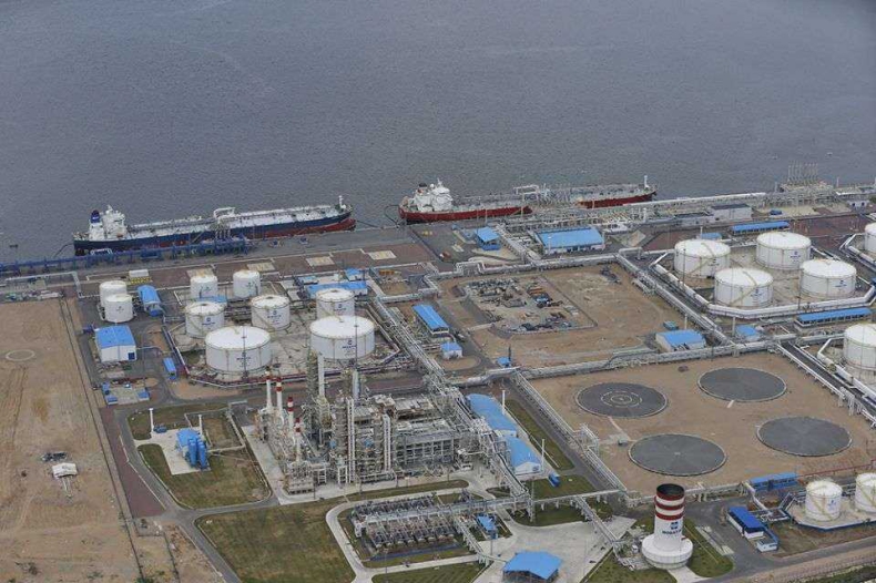 Siły generała Haftara w Libii zablokowały eksport ropy ze wschodniej części wybrzeża - GospodarkaMorska.pl