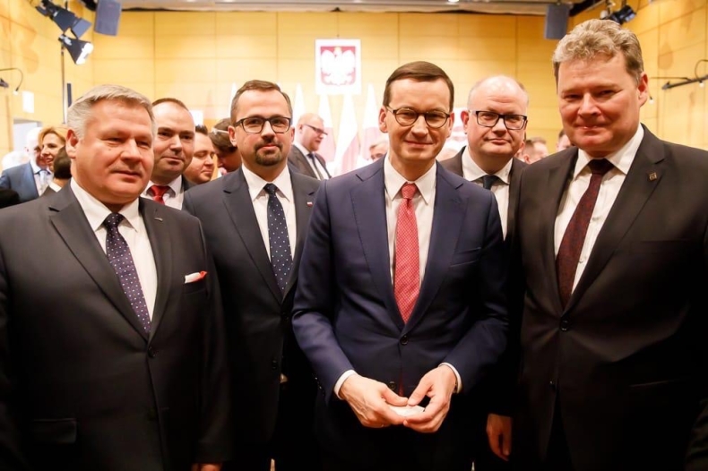 Polsko-japońska współpraca gospodarcza w trzech wymiarach. Na tapecie między innymi Port Zewnętrzny w Gdyni - GospodarkaMorska.pl