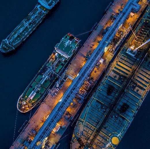 Przemysł morski na zielonym kursie: popyt na ekologiczne statki przyśpiesza rozwój energooszczędnej hydrauliki - GospodarkaMorska.pl