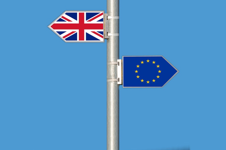 UE zakończyła procedurę dotyczącą umowy o wyjściu Wielkiej Brytanii - GospodarkaMorska.pl