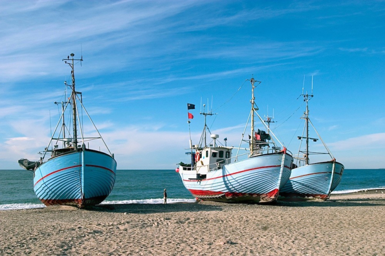 Francja: ruszyła walka o prawo rybaków UE do łowienia na wodach brytyjskich - GospodarkaMorska.pl