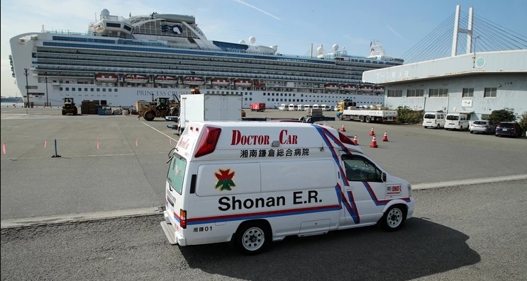 Japonia przekaże uwięzionym na Diamond Princess ponad 2000 I'Phonów - GospodarkaMorska.pl