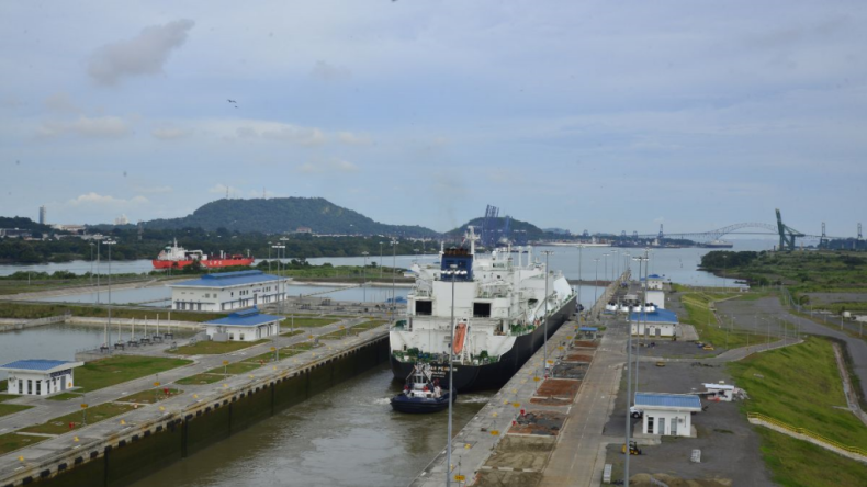 Statki podróżujące przez Kanał Panamski może czekać duży wzrost opłat - GospodarkaMorska.pl