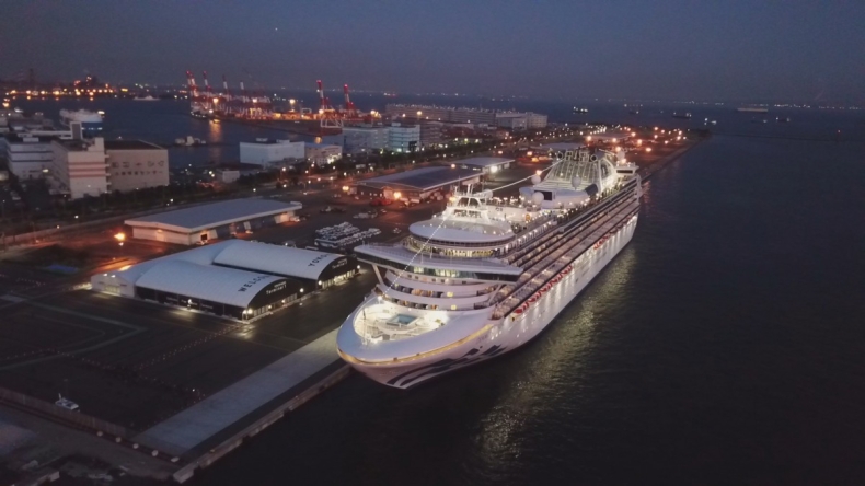 UE wysyła samoloty po Europejczyków z wycieczkowca Diamond Princess - GospodarkaMorska.pl