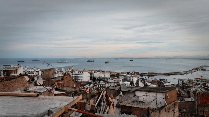 Protest Hiszpanii po poszerzeniu przez Algierię wód terytorialnych - GospodarkaMorska.pl