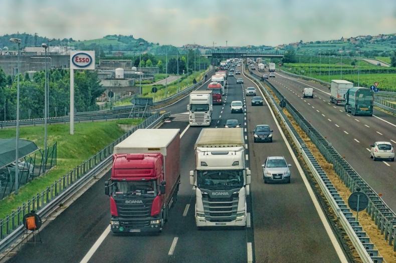 Pracodawcy i związkowcy podpisali porozumienie na rzecz bezpiecznego transportu - GospodarkaMorska.pl