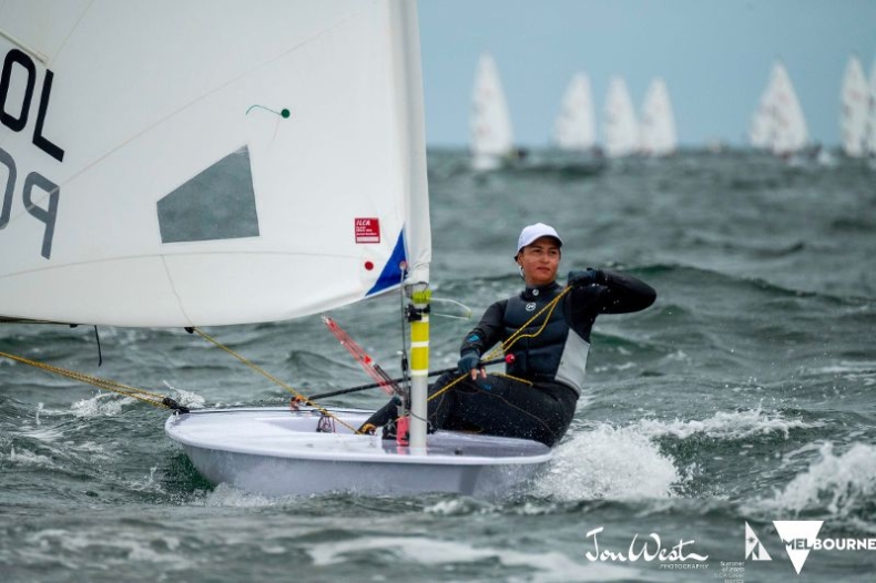 Magdalena Kwaśna 5 w mistrzostwach świata klasy Laser Radial - GospodarkaMorska.pl