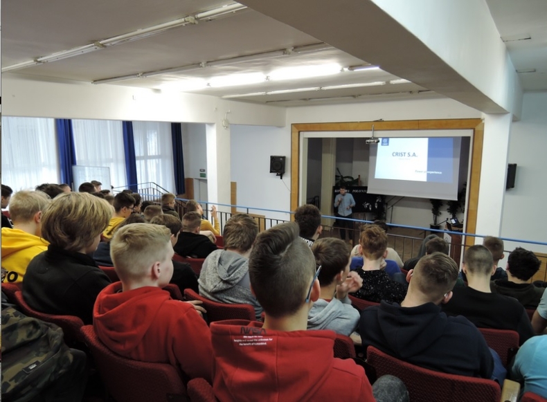 Polskie Forum Technologii Morskich kontynuuje spotkania z młodzieżą - GospodarkaMorska.pl