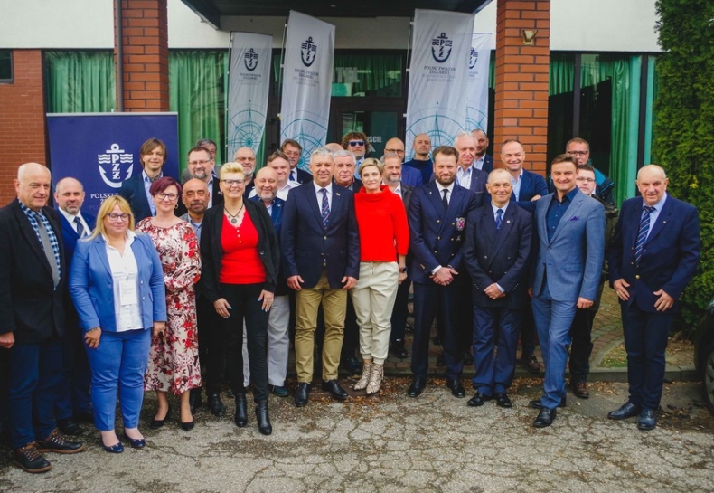 Konwent Prezesów Okręgowych Związków Żeglarskich i Stowarzyszeń Klas Regatowych - GospodarkaMorska.pl