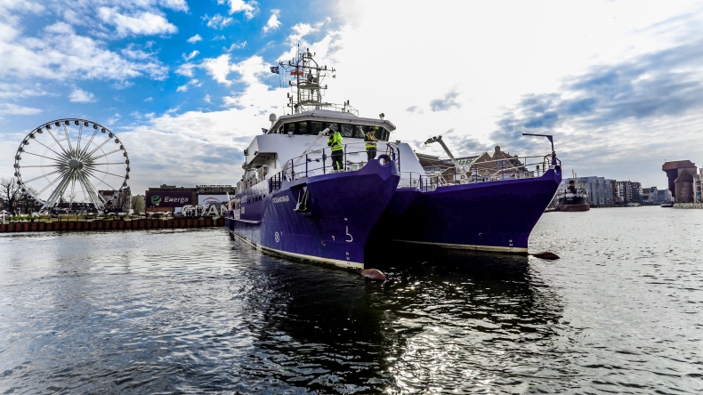 Podpisanie porozumienia pomiędzy Uniwersytetem Gdańskim a Uniwersytetem Islandzkim na pokładzie Oceanografa (foto, wideo) - GospodarkaMorska.pl