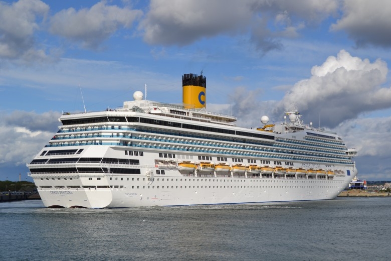 107 Polaków na pokładzie wycieczkowca Costa Fortuna - GospodarkaMorska.pl