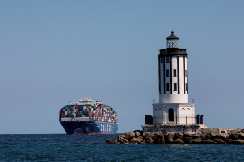 Największy amerykański port z 23-procentowym spadkiem przeładunków w lutym - GospodarkaMorska.pl