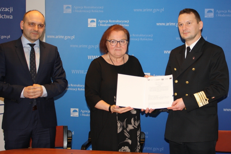 Podpisanie z ARiMR umowy o dofinansowanie projektu - GospodarkaMorska.pl