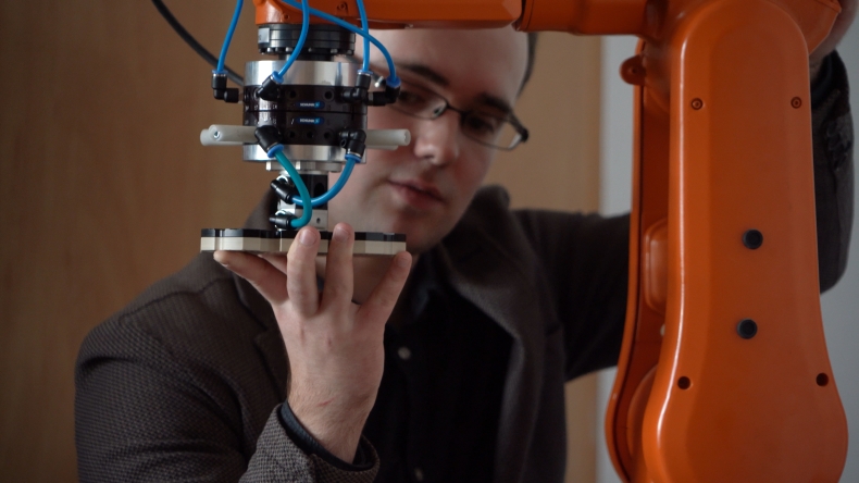 Centrum Programowania Robotów Przemysłowych kształci kadry dla branży morskiej (foto, wideo) - GospodarkaMorska.pl