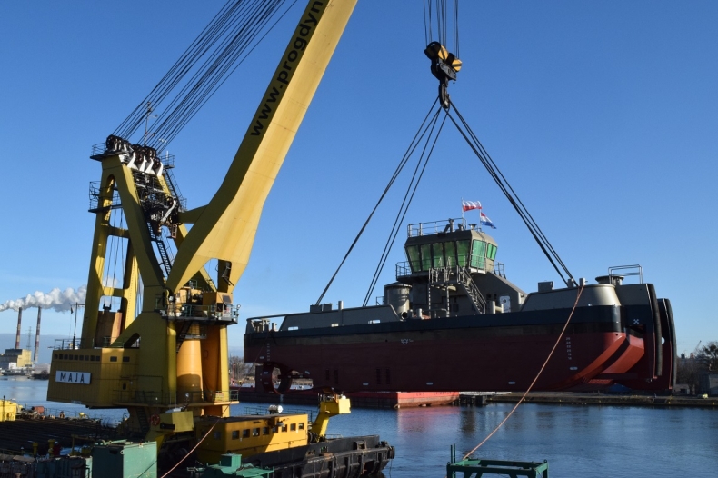 Kolejne wodowanie w gdańskiej stoczni Safe (foto) - GospodarkaMorska.pl