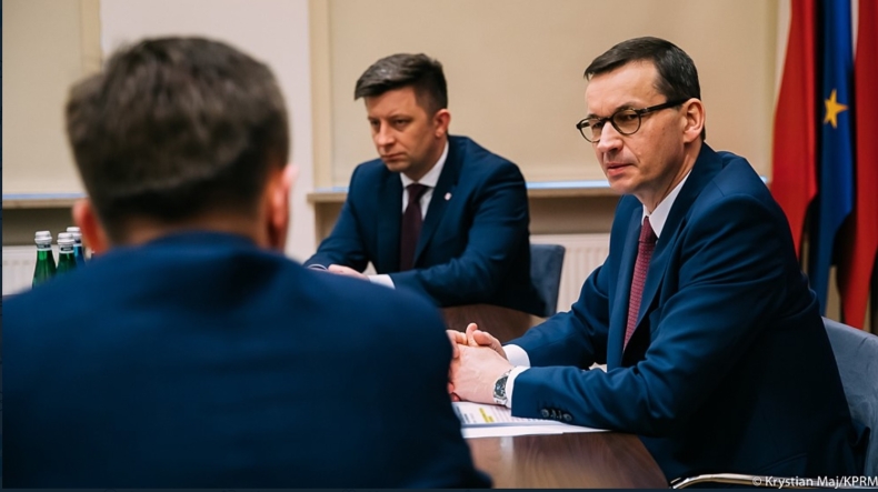 Premier: epidemia koronawirusa bardzo mocno uderzy w gospodarkę - GospodarkaMorska.pl