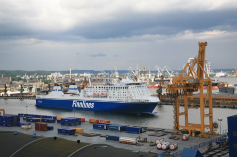OT Port Gdynia z umową na dostawę nowoczesnego wyposażenia do obsługi ruchu intermodalnego - GospodarkaMorska.pl