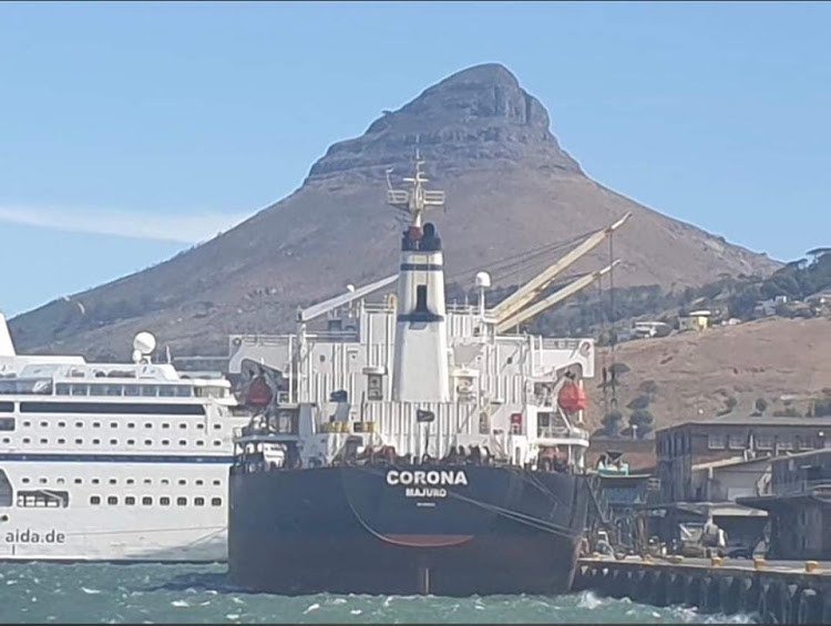 Wyniki testów na koronawirusa u dwóch członków masowca Corona negatywne - GospodarkaMorska.pl