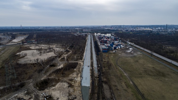 PKP PLK: na kolejowych budowach bez istotnych zmian w związku z epidemią koronawirusa (wideo) - GospodarkaMorska.pl