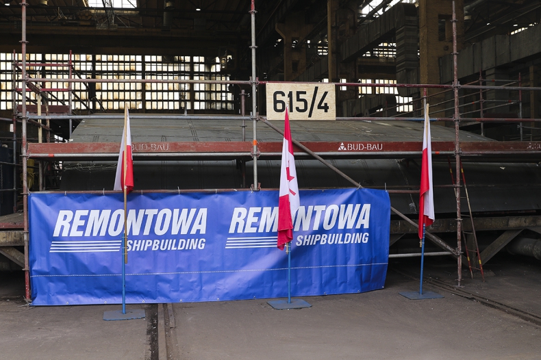 Stępka pod budowę czwartego promu dla BC Ferries w Remontowa Shipbuilding SA - GospodarkaMorska.pl