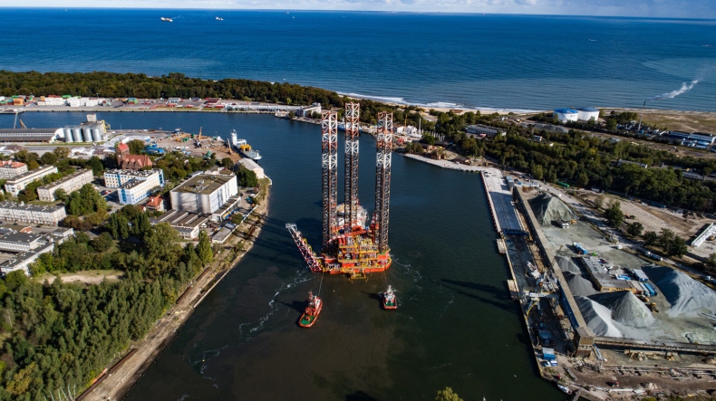 Bieżące zawirowania na rynku ropy naftowej a wpływ na branżę morską (analiza) - GospodarkaMorska.pl