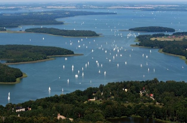 1 maja otwarcie drogi wodnej Wielkich Jezior Mazurskich - GospodarkaMorska.pl