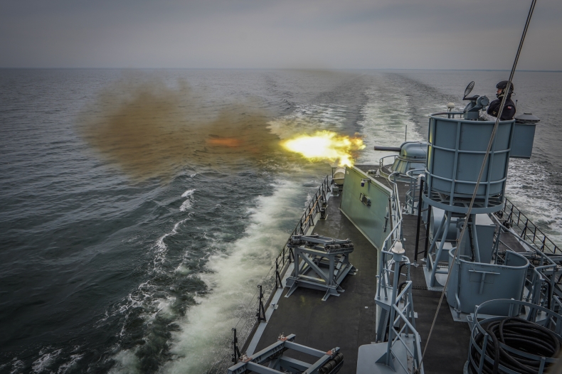 Zatoka w ogniu: ćwiczenia 3. Flotylli Okrętów (foto, wideo) - GospodarkaMorska.pl