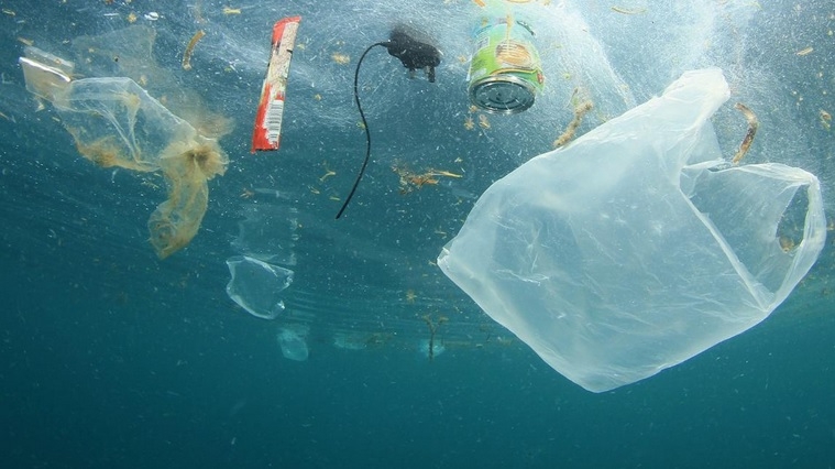 CNN: wskutek koronawirusa rośnie produkcja plastików jednorazowego użytku - GospodarkaMorska.pl