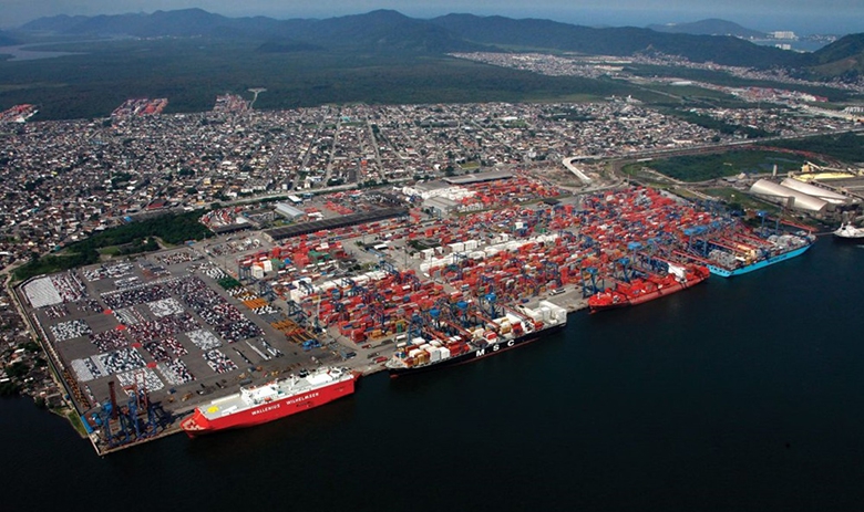 Kolejka statków w brazylijskich terminalach cukrowych może oznaczać początek wzrostu popytu na transport towarów - GospodarkaMorska.pl