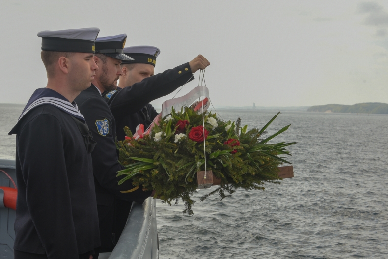 75. rocznica zakończenia II wojny światowej w Europie - GospodarkaMorska.pl