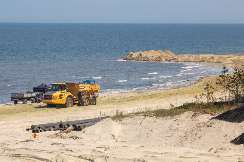 Zobacz, jak przebiegają prace na terenie przekopu Mierzei Wiślanej (foto, wideo) - GospodarkaMorska.pl