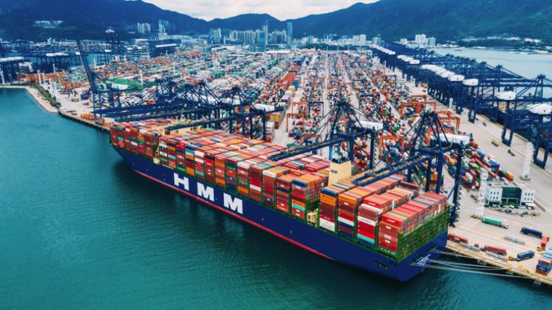Największy kontenerowiec świata opuścił Chiny z rekordowym ładunkiem - GospodarkaMorska.pl