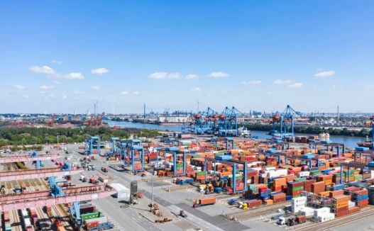 Niemiecki operator terminalowy mocno odczuwa skutek pandemii COVID-19 - GospodarkaMorska.pl