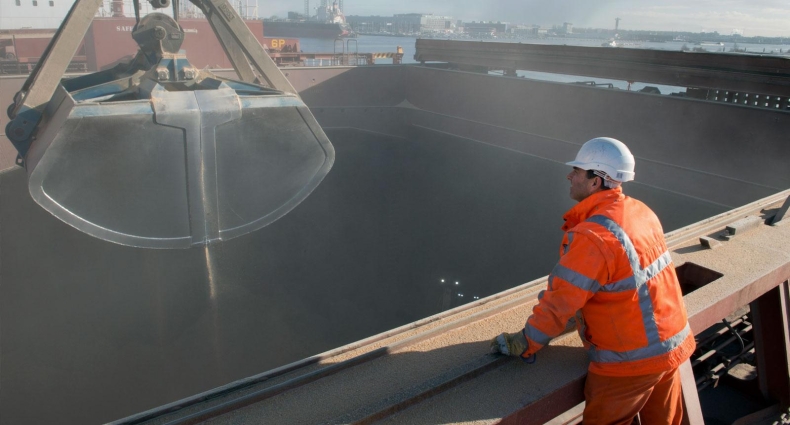 W kwietniu ceny węgla w zachodnioeuropejskich portach najniższe od 17 lat - GospodarkaMorska.pl