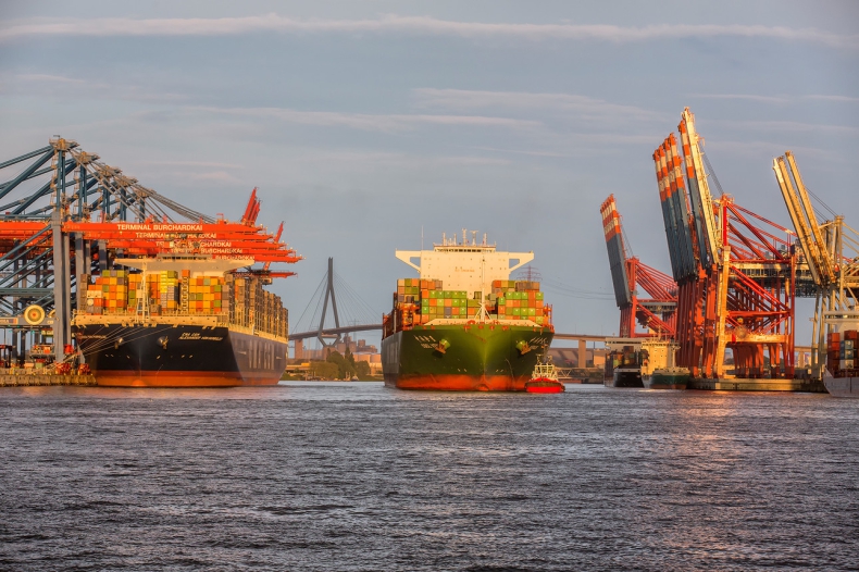 Port Hamburg odczuwa skutki kryzysu COVID-19 - spadek przeładunków w pierwszym kwartale 2020 - GospodarkaMorska.pl