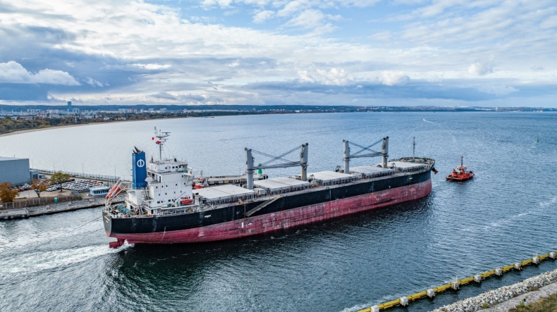 Raport z rynku żeglugowego –  wielkie floty z ładunkami kierują się do Chin (tydzień 18-20) - GospodarkaMorska.pl