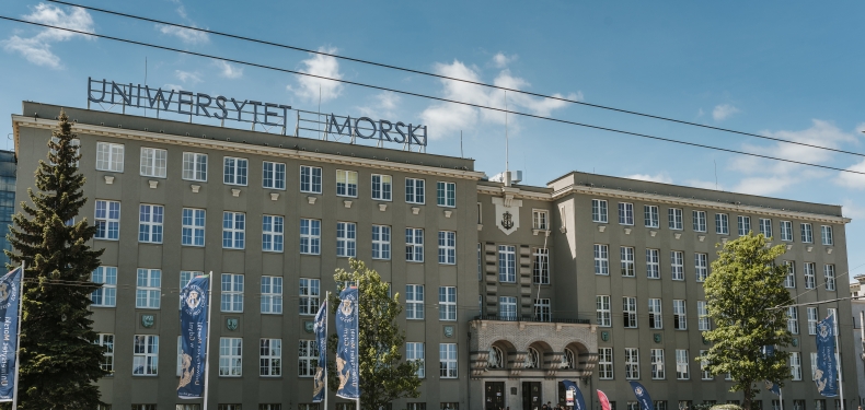 Będą zmiany w obchodach 100-lecia szkolnictwa morskiego na UM - GospodarkaMorska.pl