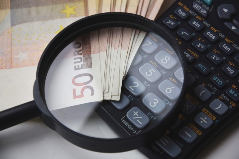 MR: obecnie o niespełna 0,5 proc. mniej aktywnie działających firm niż przed epidemią - GospodarkaMorska.pl