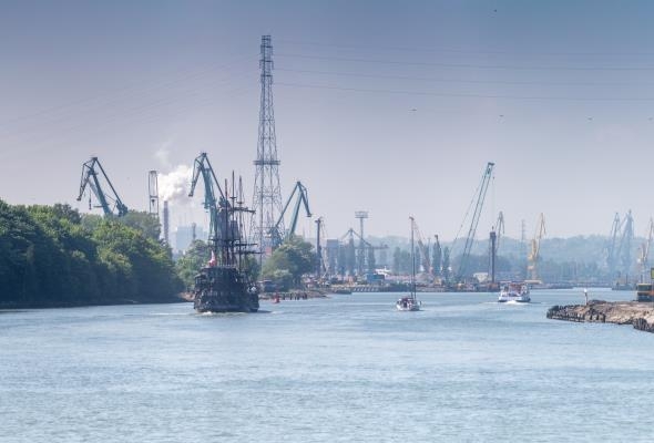 Keller wspiera Port Gdańsk w hydrotechnicznym rozwoju [foto] - GospodarkaMorska.pl