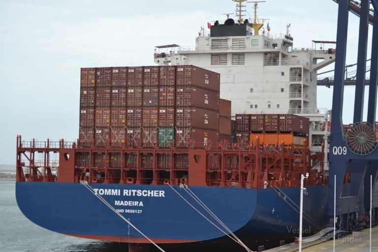 Porwana załoga Tommi Ritscher uwolniona - GospodarkaMorska.pl