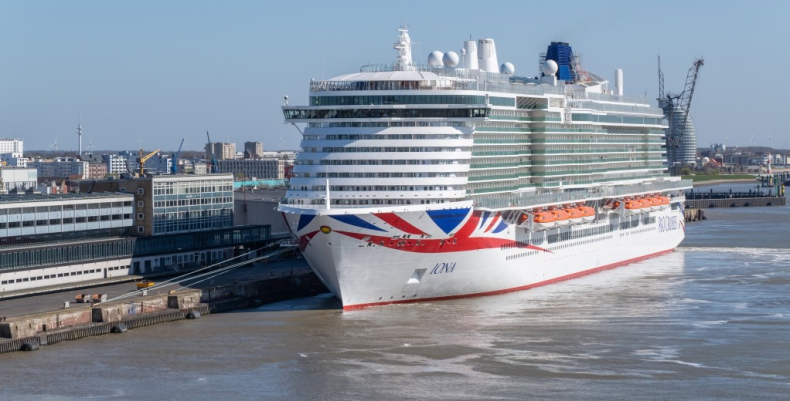 Największy brytyjski statek wycieczkowy przypłynie do Rotterdamu - GospodarkaMorska.pl